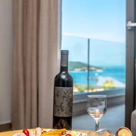 Konstantinos Island View Apartment *